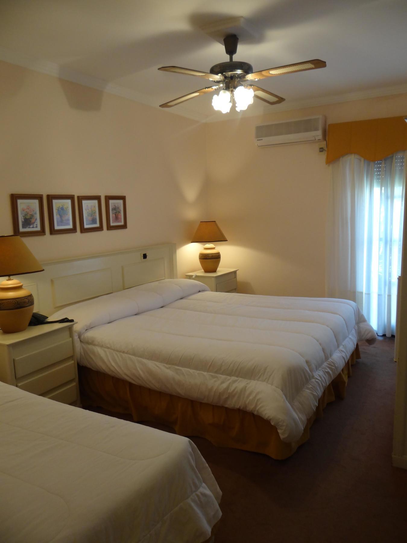 Hotel Italiano Colonia del Sacramento Bagian luar foto